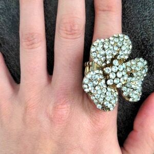 Y2K Gold Tone Stretchy Ring One Size Rhinestone Flower VTG